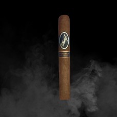 DAVIDOFF 4 NICARAGUA BOX-PRESSED TORO (Pack Of One)